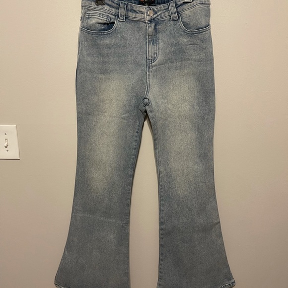 Delia’s by Dolls Kill Flare Jeans - Picture 3 of 6